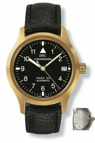 IWC Pilot's Watch Mark XII Yellow Gold / Black / Cathay Pacific IW3241-08 (IW324108)